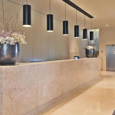 Exclusive Floor 2bd By The Timeout Market