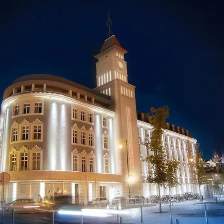 Exclusive Floor 2bd By The Timeout Market Lägenhet *